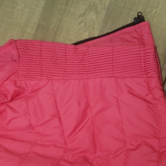 Pink vest - Picture 4 of 4